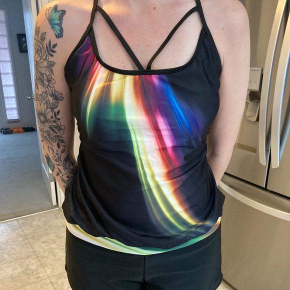 - Women’s bathing suit - Picture 1 of 2